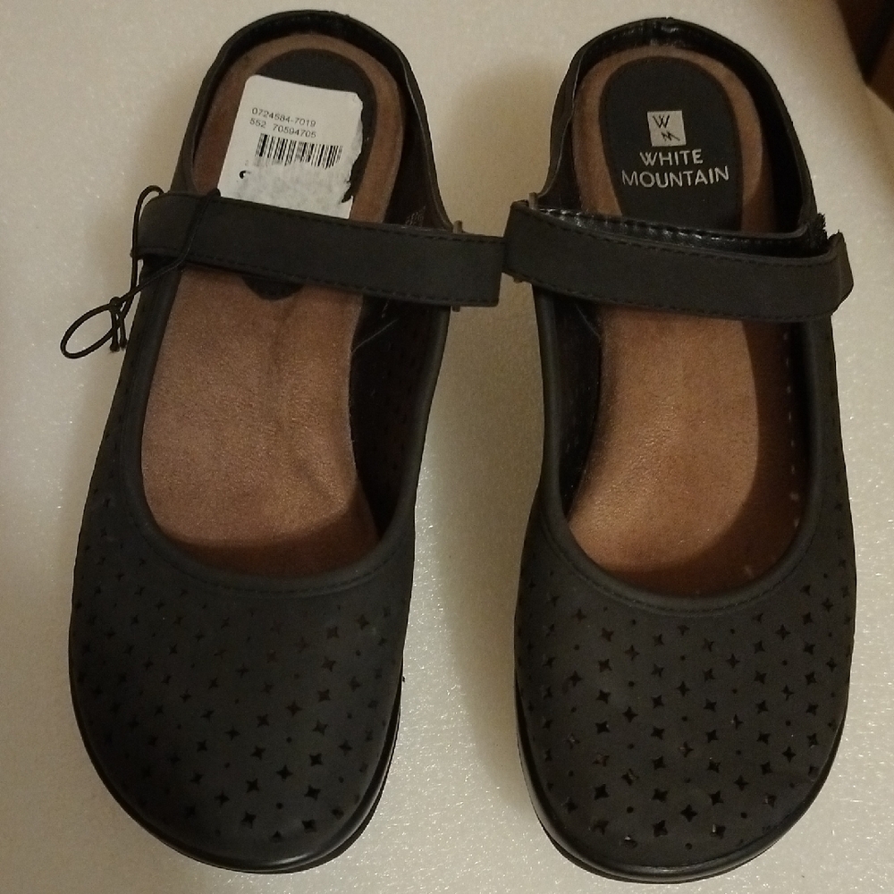 White Mountain Black Mary Jane Shoes